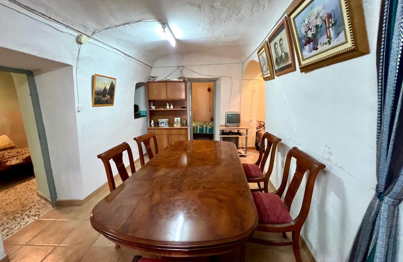 Resale - country house -
Pinoso - Pinoso Centro