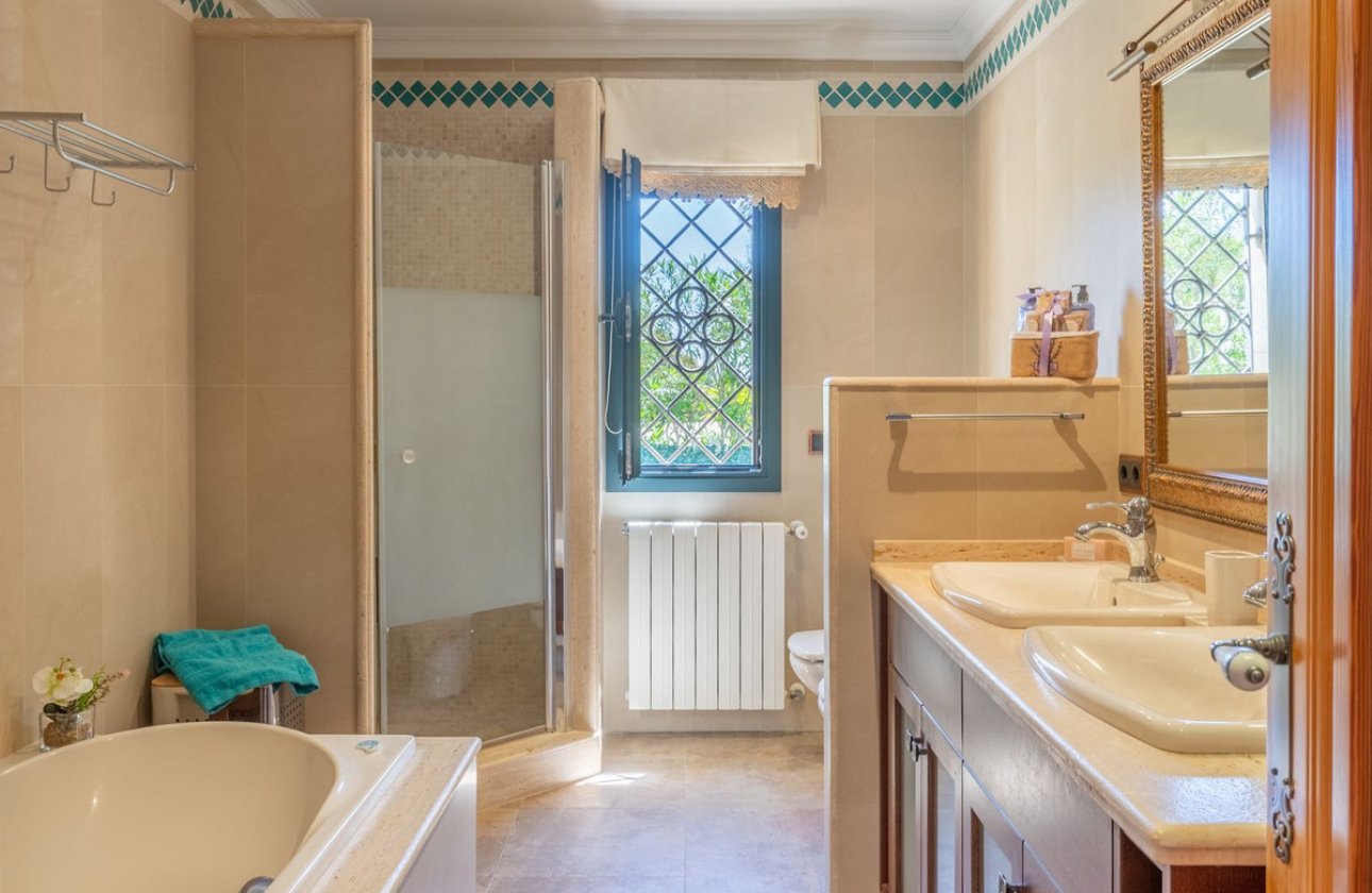 Resale - country house -
Teulada - Benimarco