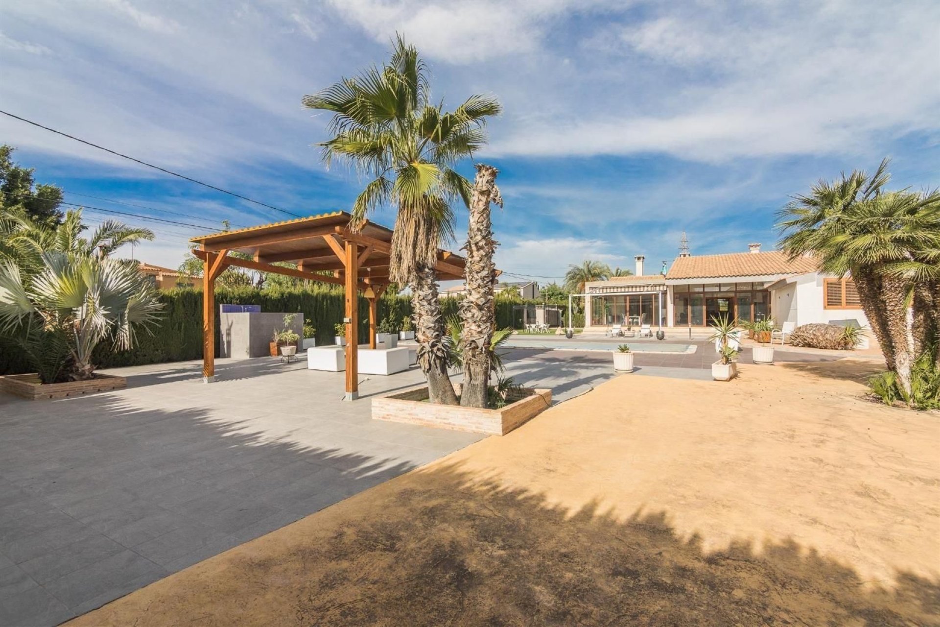 Resale - detached house -
Elche/Elx - Corte Ingles