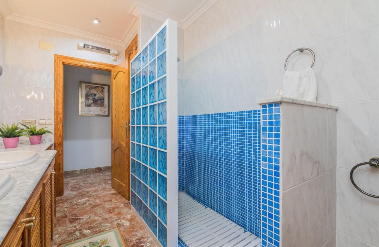 Resale - detached house -
Elche/Elx - Corte Ingles