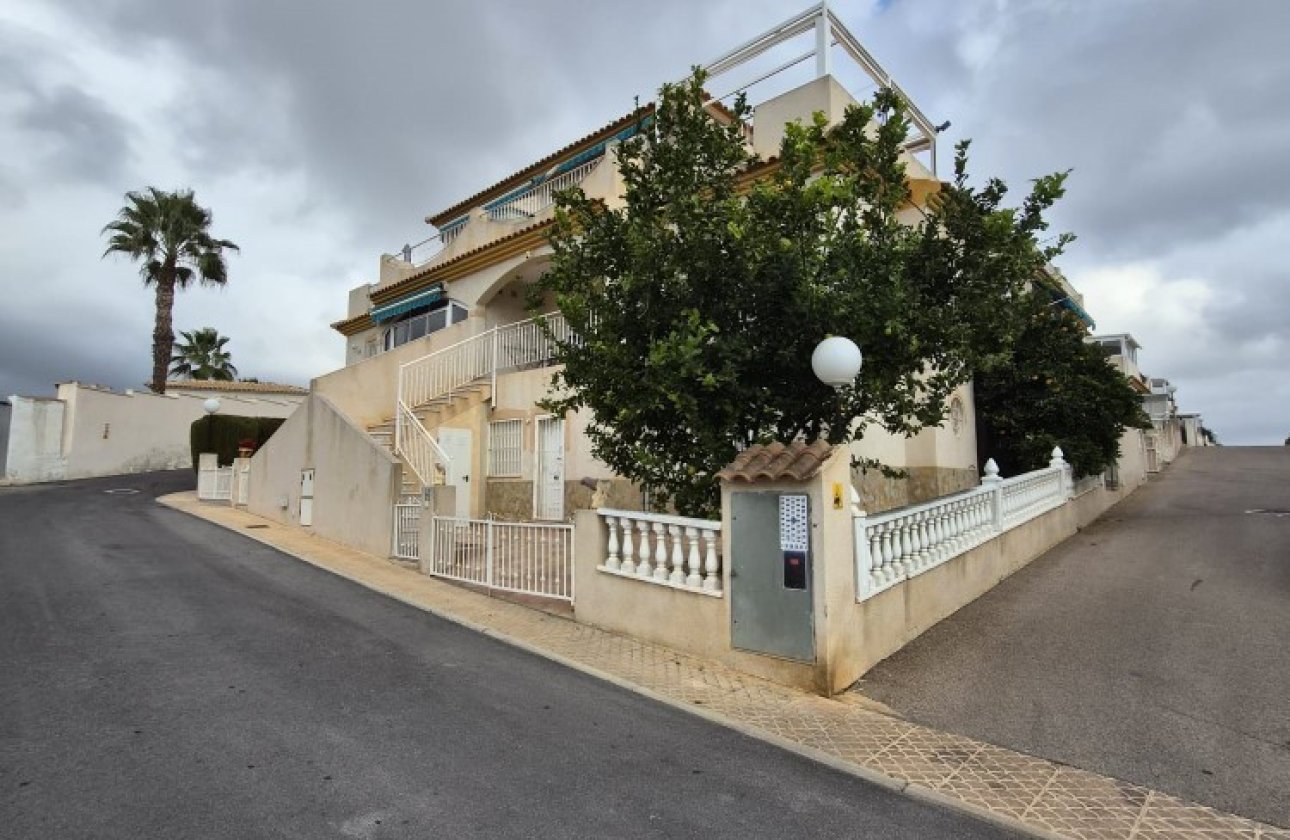Resale - Duplex -
Orihuela Costa - Playa Flamenca