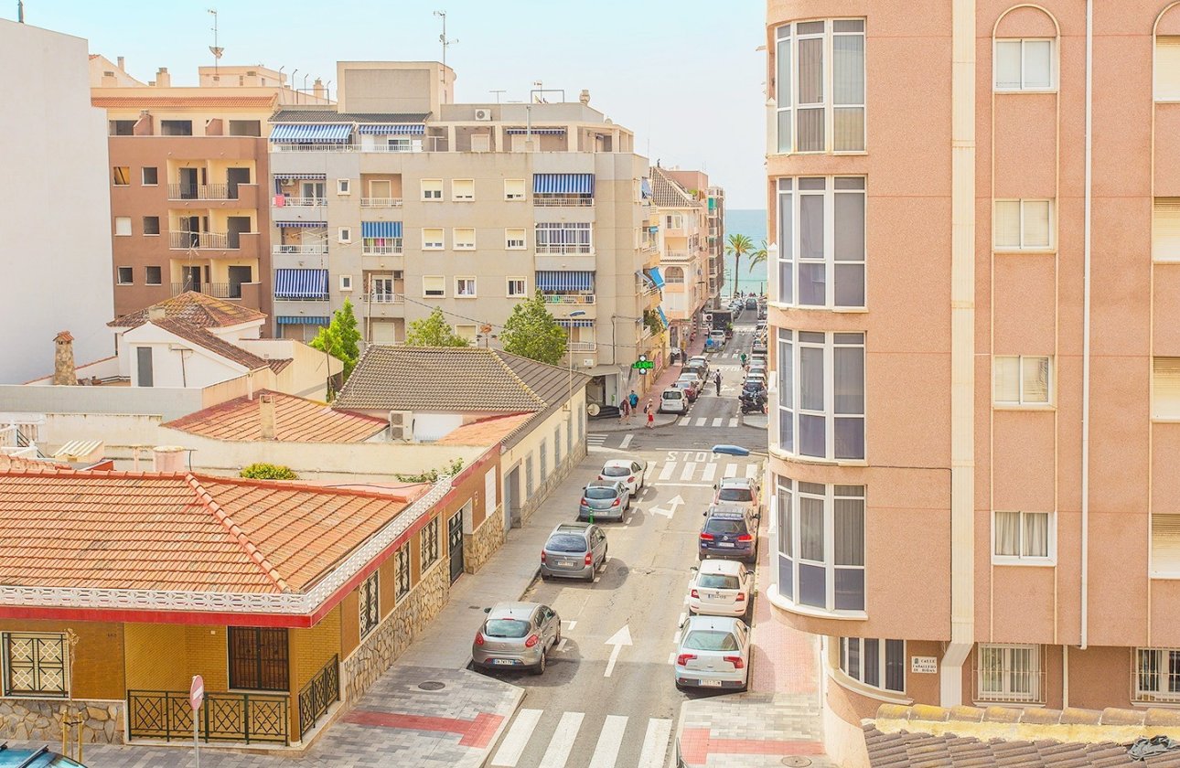 Resale - Flat -
Torrevieja - Playa del Cura
