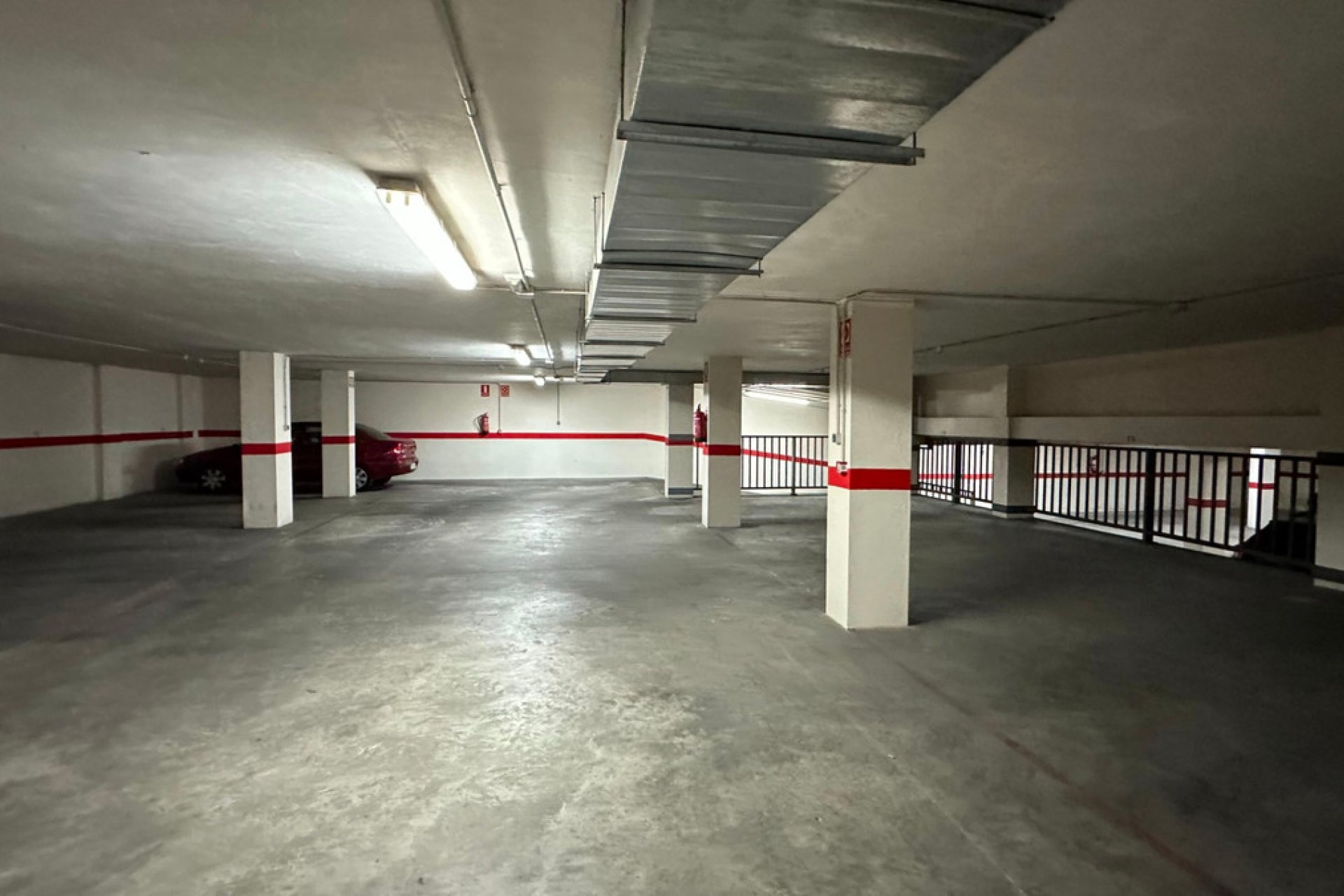 Resale - Garage -
Guardamar del Segura - Guardamar del Segura Centro