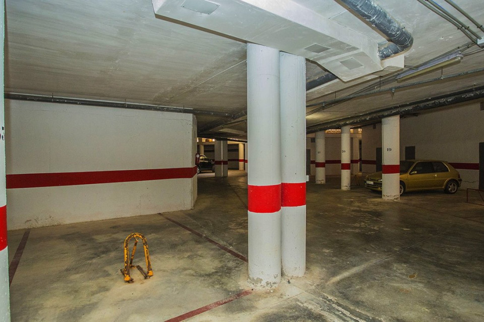 Resale - Garage -
Torrevieja - La Mata