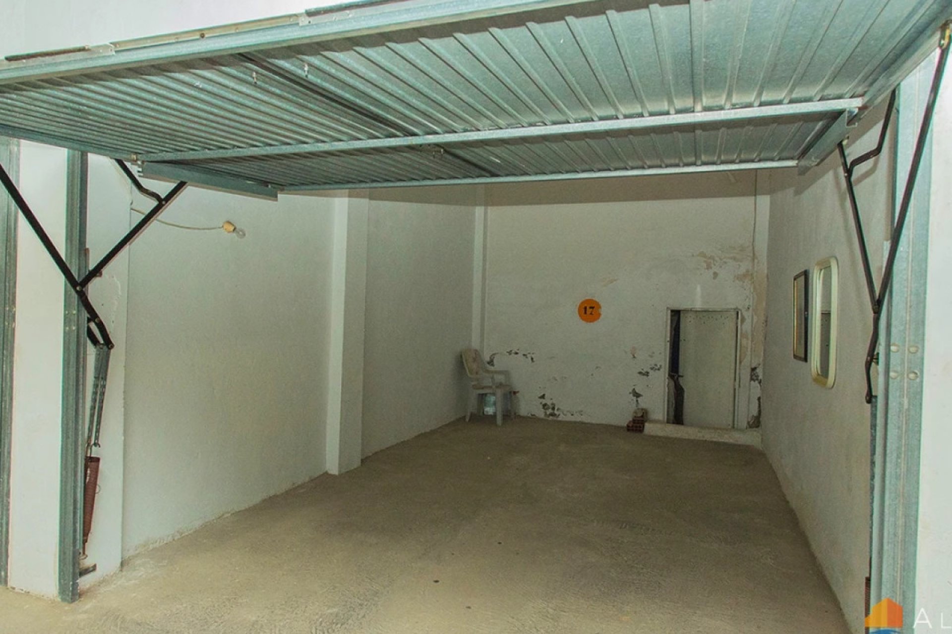 Resale - Garage -
Torrevieja - Torre la mata