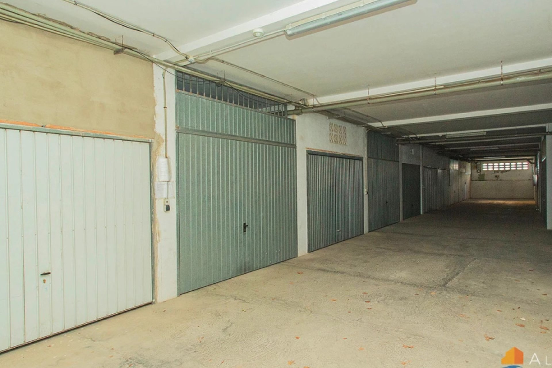 Resale - Garage -
Torrevieja - Torre la mata