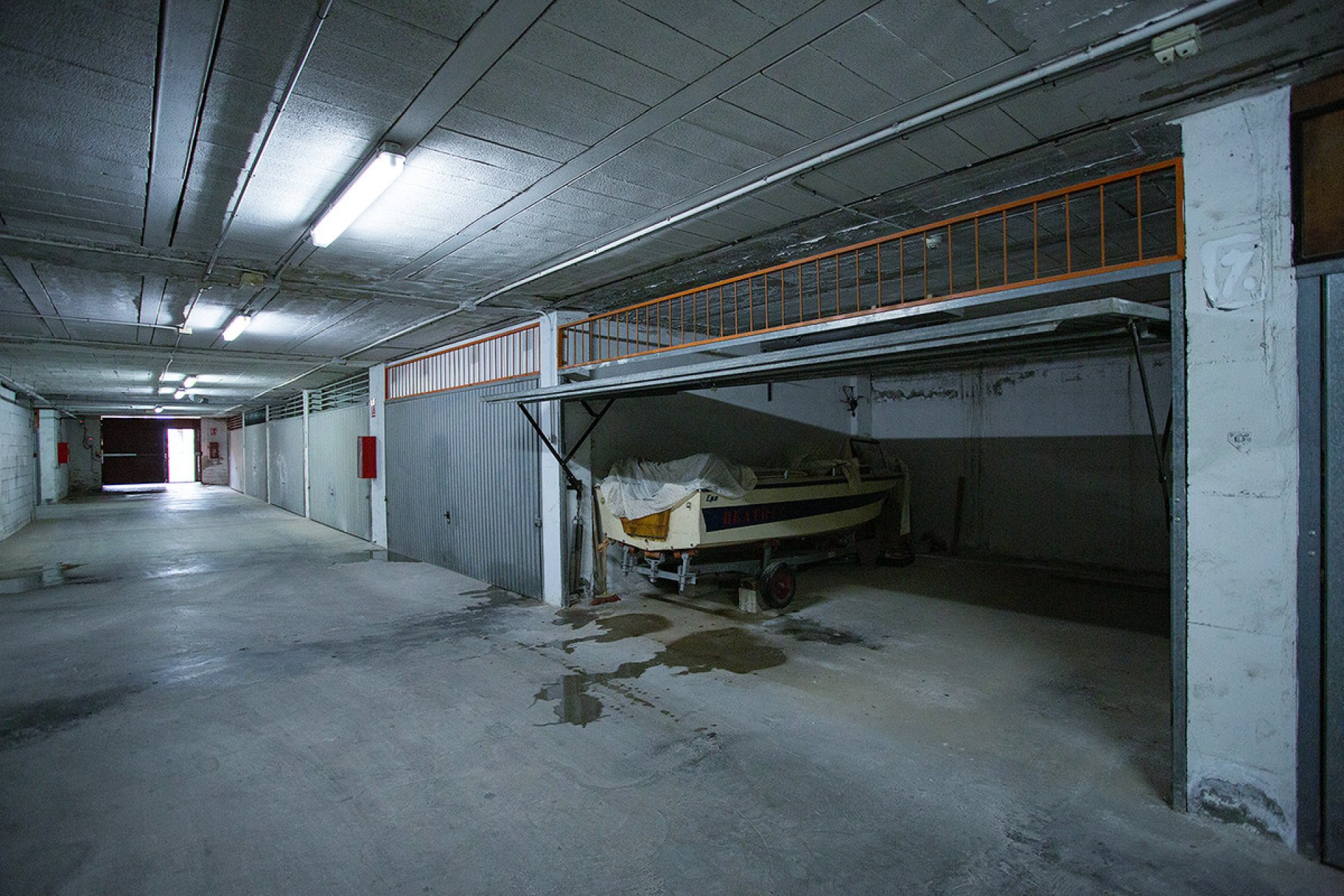 Resale - Garage -
Torrevieja - Torrevieja Centro