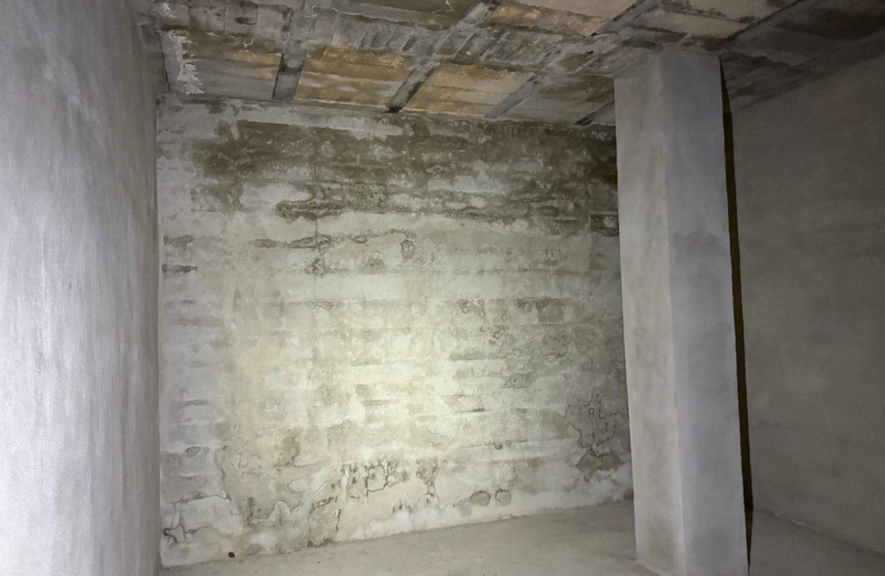 Resale - Garage -
Torrevieja - Torrevieja Centro