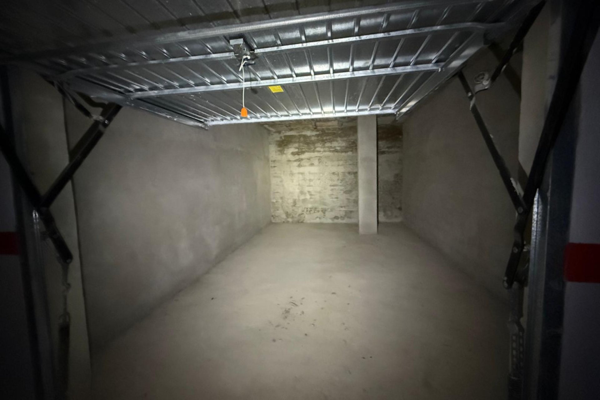 Resale - Garage -
Torrevieja - Torrevieja Centro