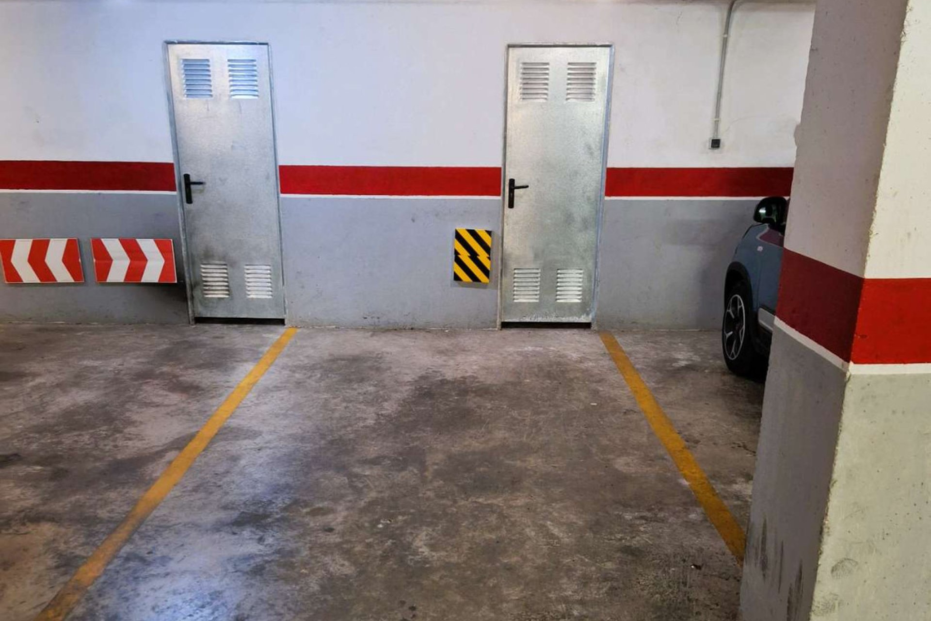 Resale - Garage -
Torrevieja - Torrevieja Centro