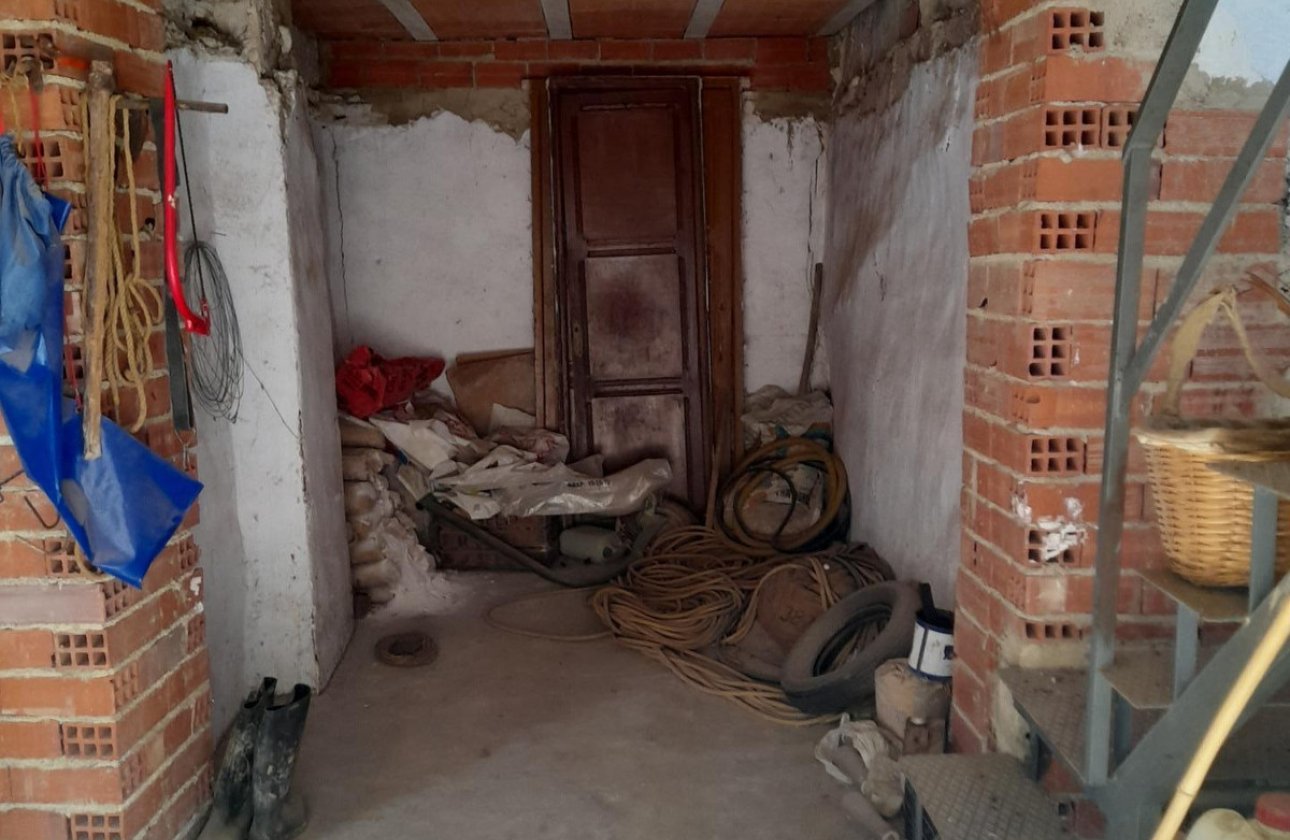 Resale - land -
Guadalest - Guadalest Centro