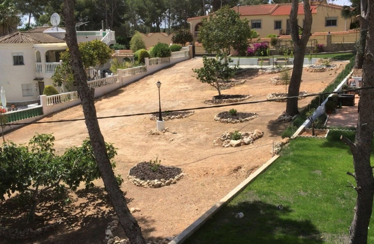 Resale - land -
Pilar de la Horadada - Pinar de Campoverde