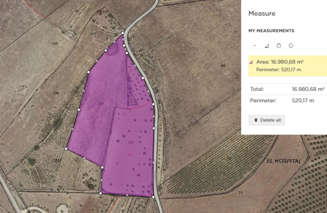 Resale - land -
Pinoso - Pinoso Centro