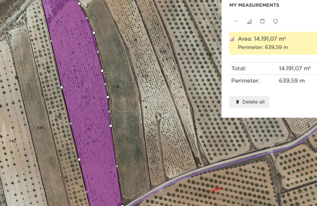 Resale - land -
Pinoso - Pinoso Centro