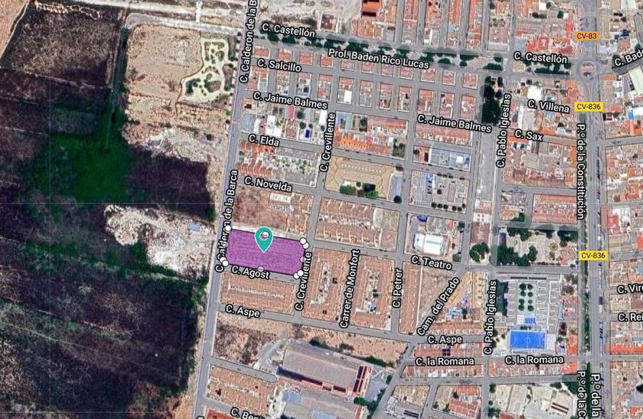 Resale - land -
Pinoso - Pinoso Centro