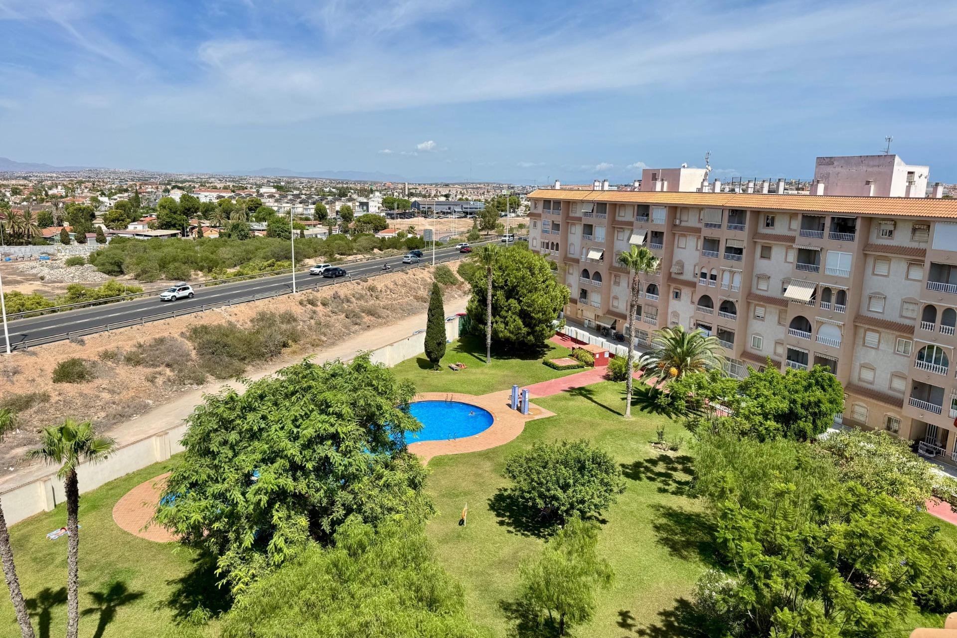 Resale - Penthouse -
Torrevieja - Centro