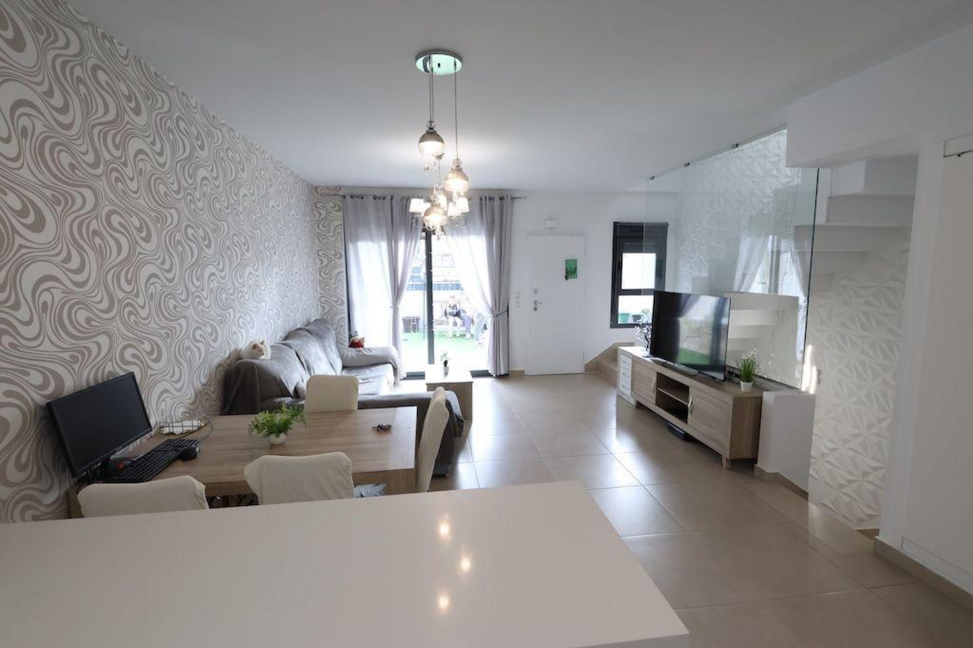 Resale - semi-detached house -
Orihuela Costa - Los Dolses