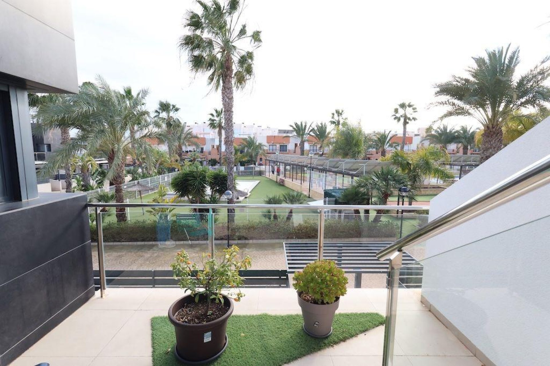 Resale - semi-detached house -
Orihuela Costa - Los Dolses