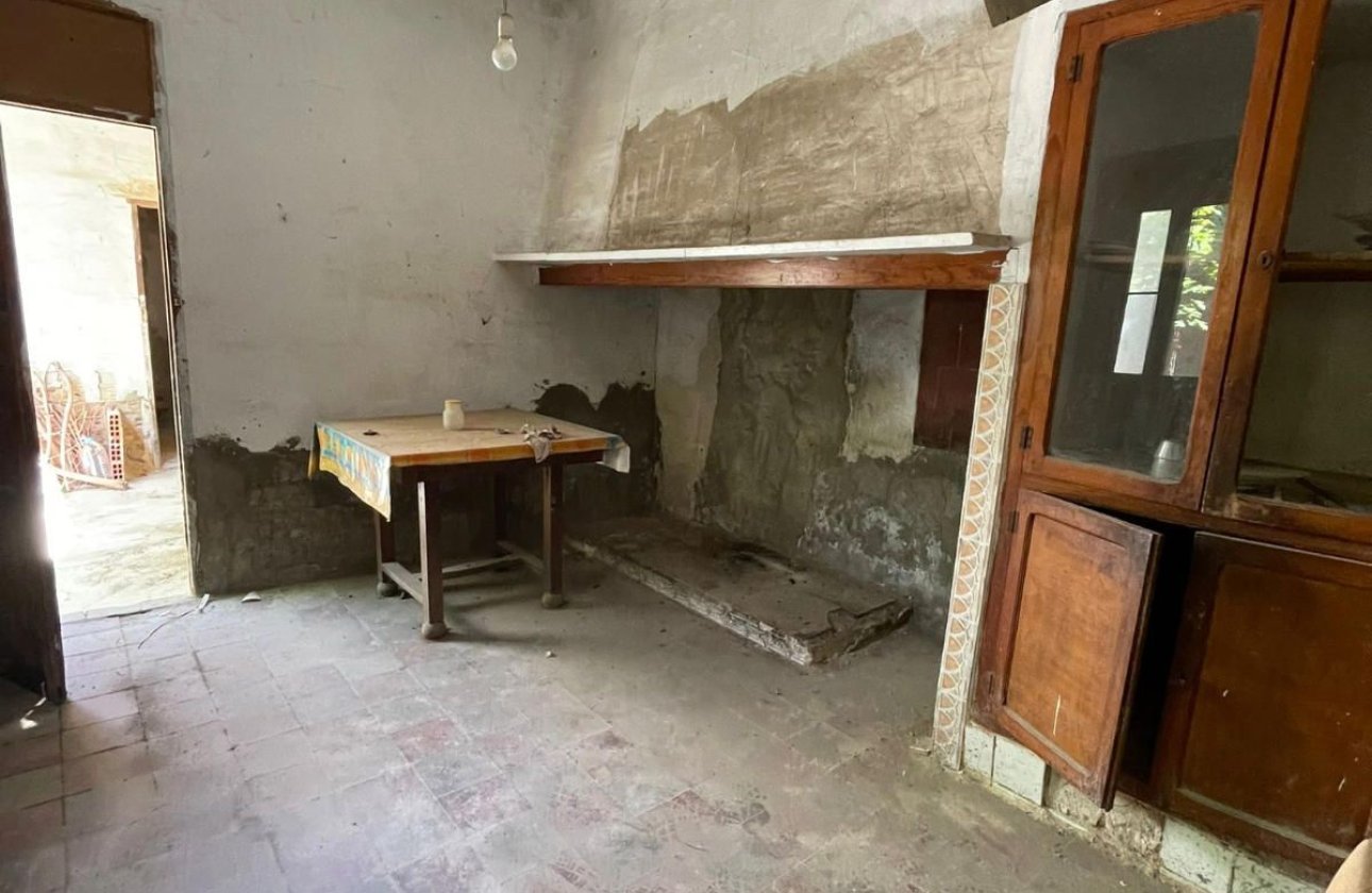 Resale - Terraced house -
Formentera del Segura - Casco urbano