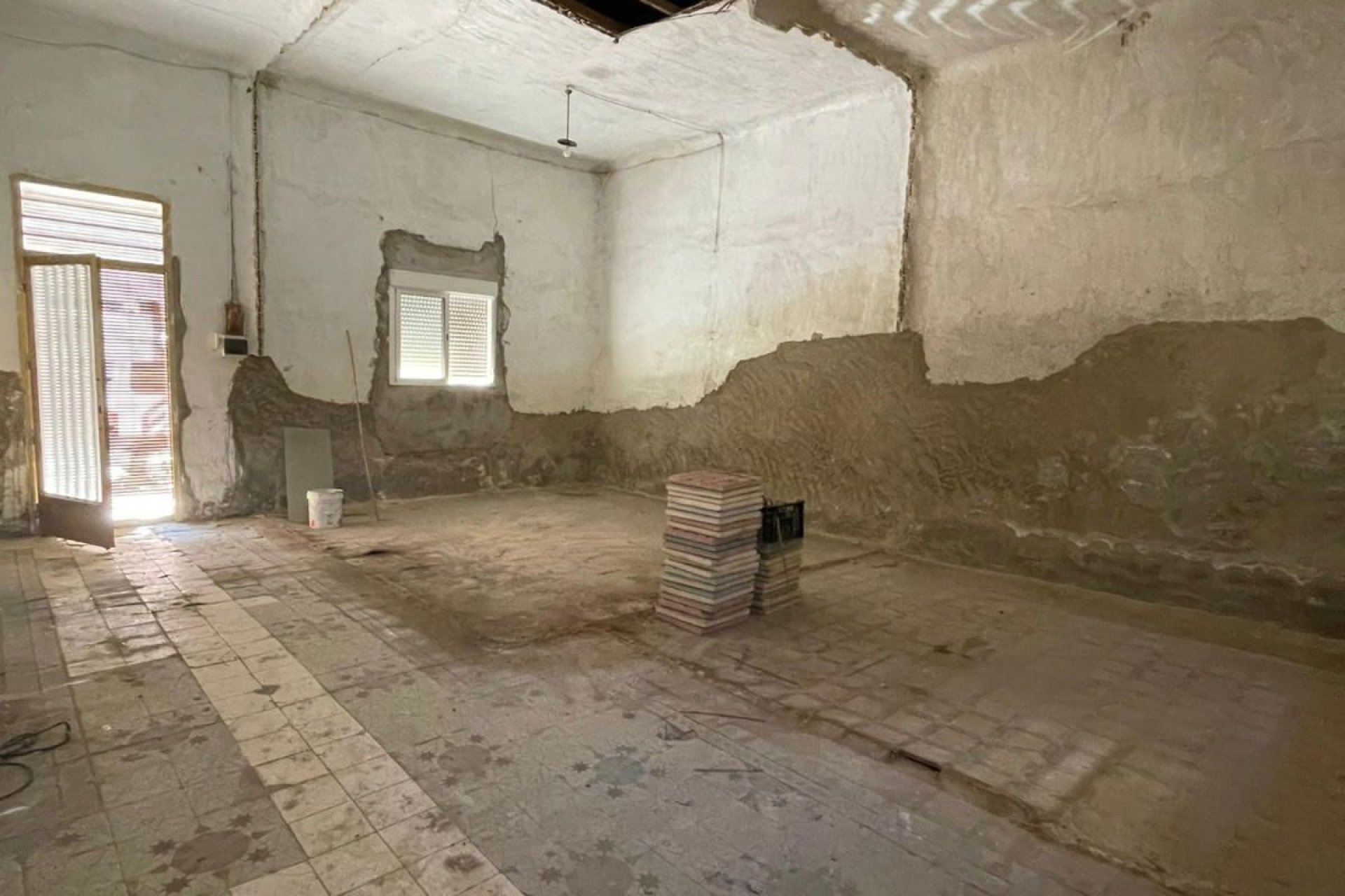 Resale - Terraced house -
Formentera del Segura - Casco urbano