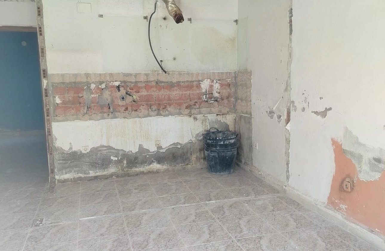 Resale - Terraced house -
Torrevieja - La siesta