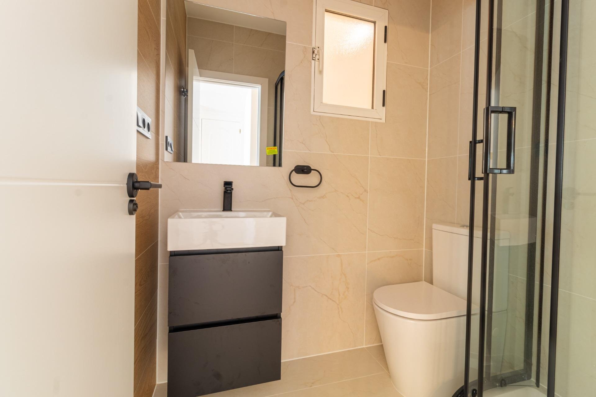 Resale - Terraced house -
Torrevieja - Los altos