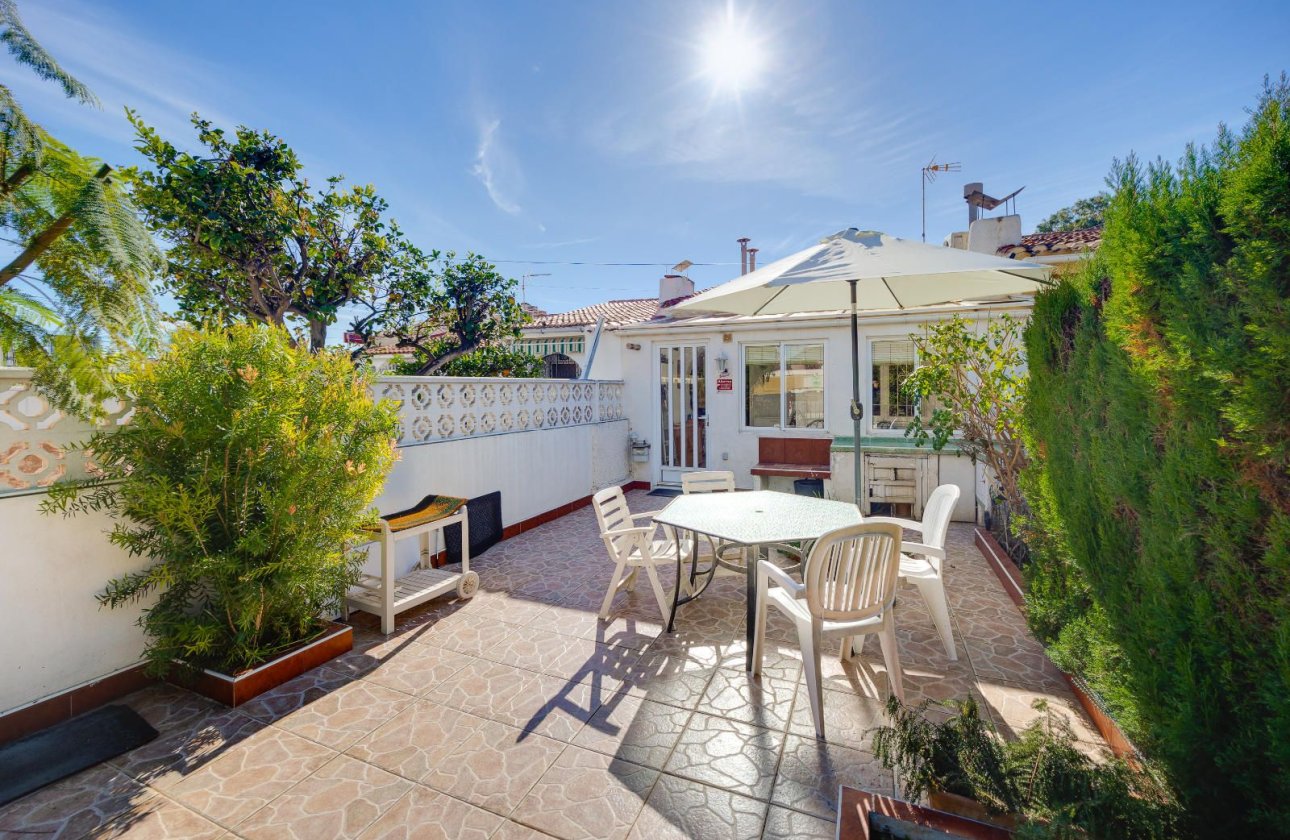 Resale - Terraced house -
Torrevieja - Los Ángeles