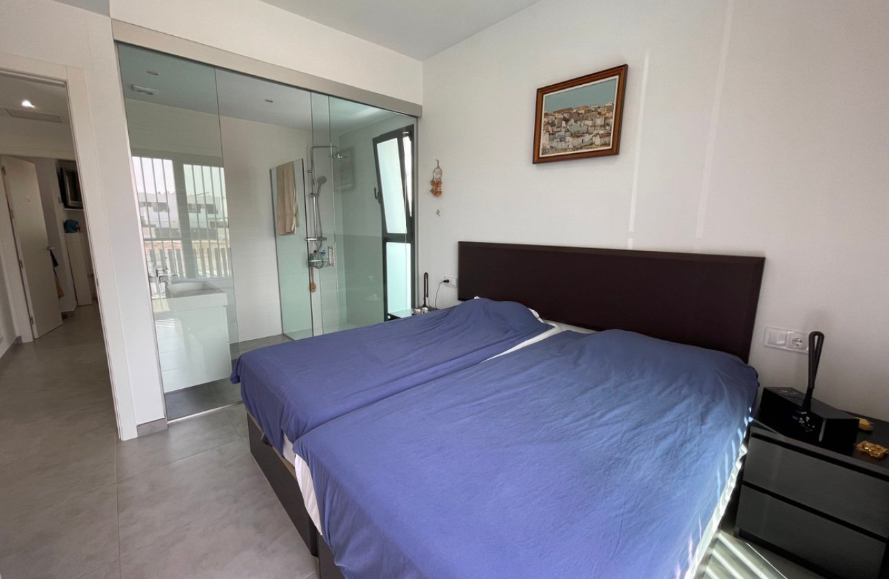 Resale - Town House -
Alicante - Alicante Centro