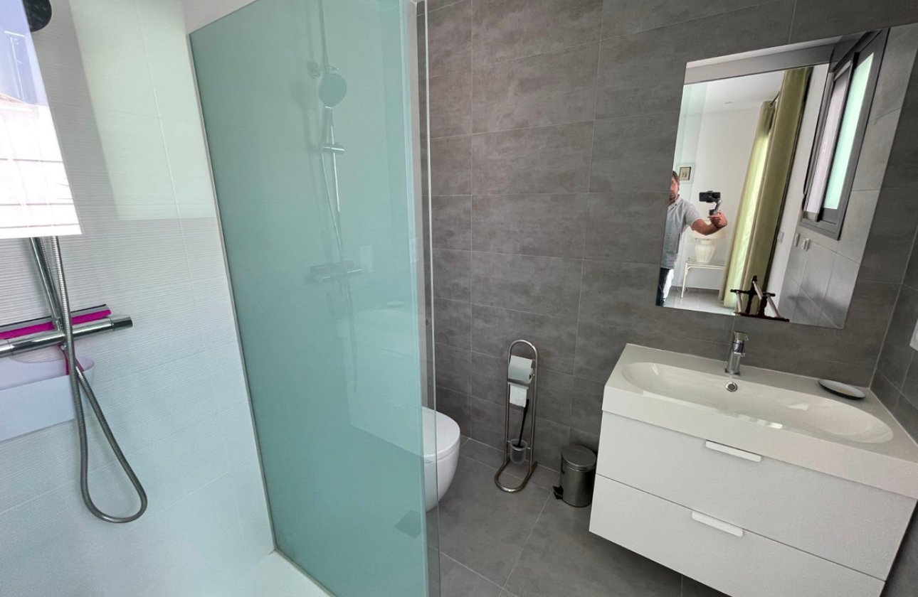 Resale - Town House -
Alicante - Alicante Centro