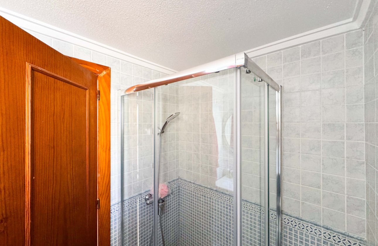 Resale - Town House -
Alicante City - Parque de las Naciones