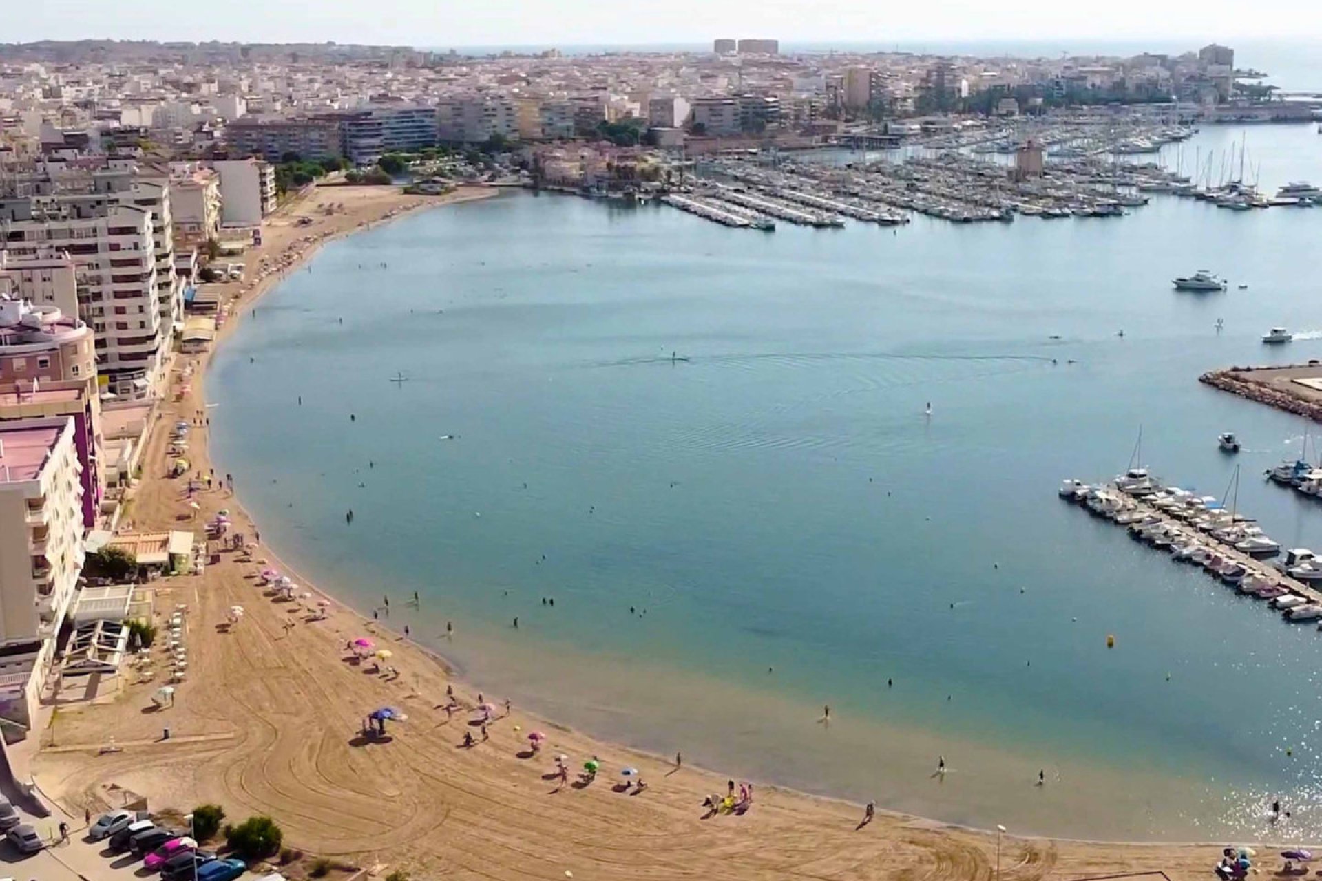 Resale - Town House -
Alicante City - Parque de las Naciones