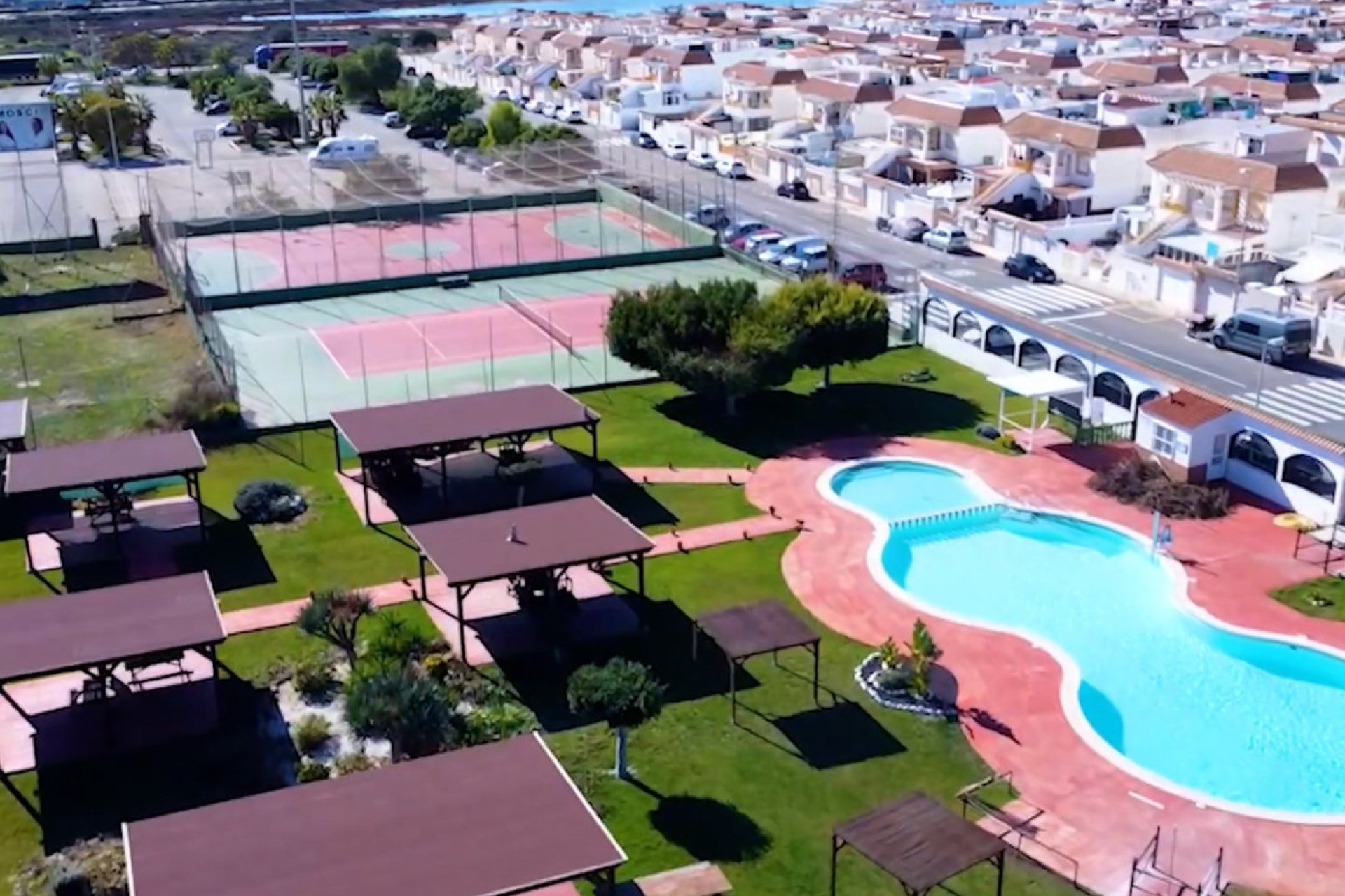 Resale - Town House -
Alicante City - Parque de las Naciones