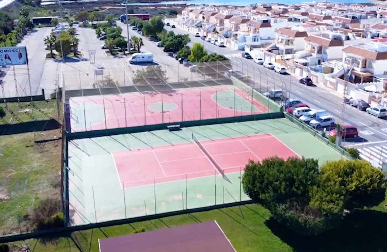 Resale - Town House -
Alicante City - Parque de las Naciones