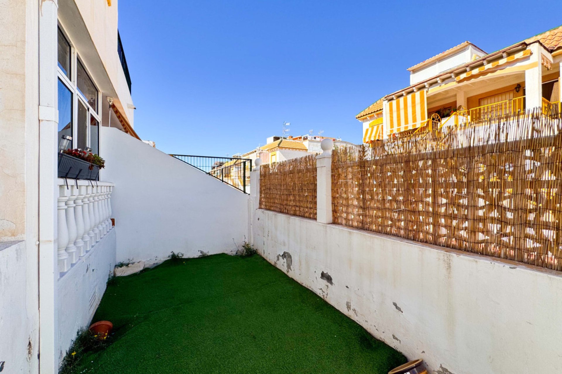 Resale - Town House -
Alicante City - Parque de las Naciones