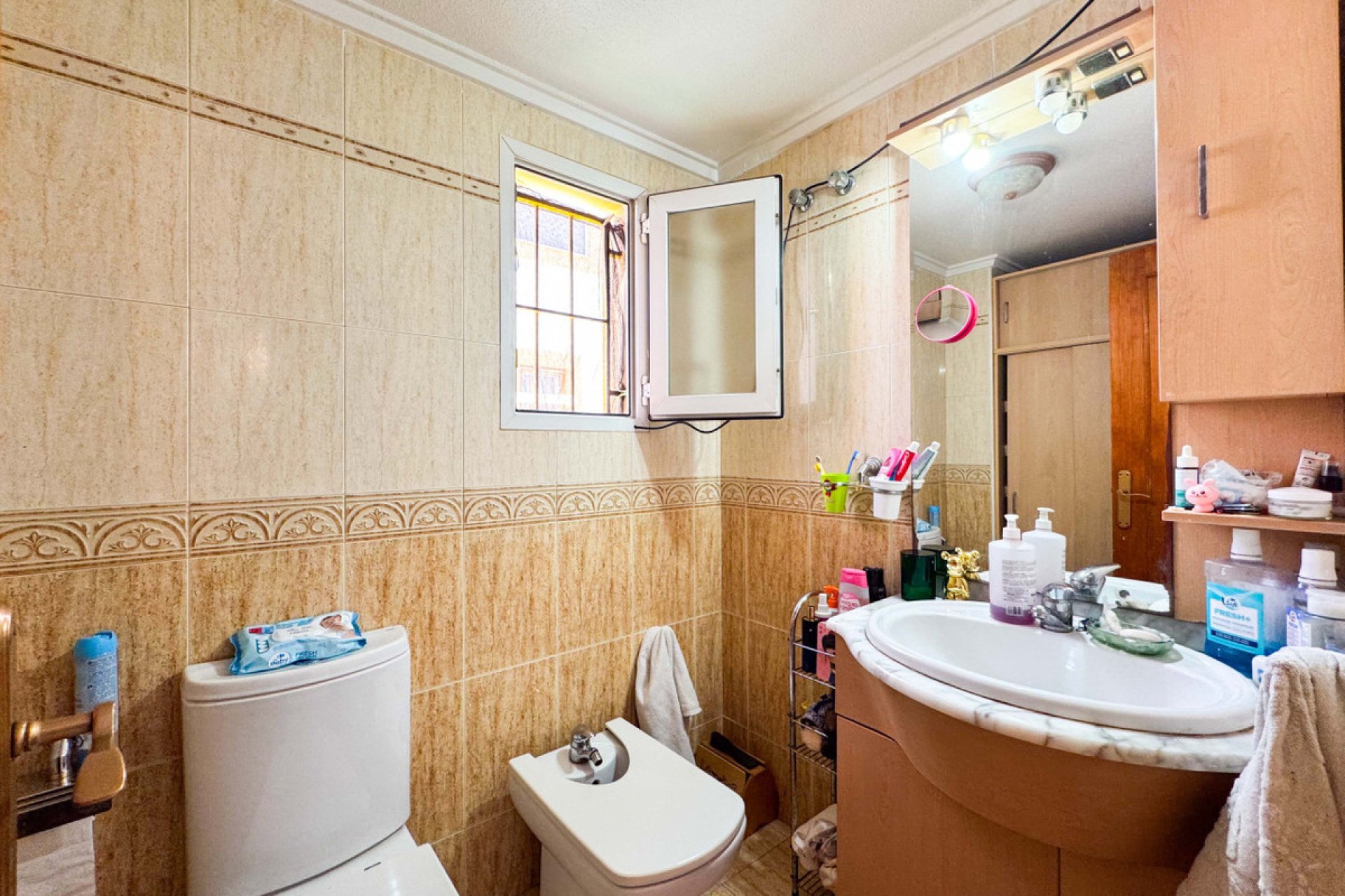 Resale - Town House -
Alicante City - Parque de las Naciones