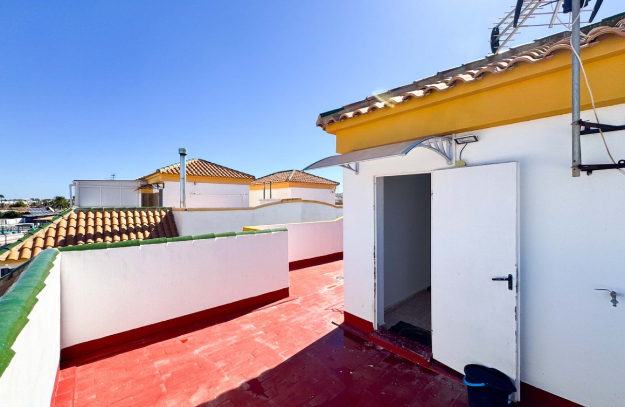 Resale - Town House -
Alicante City - Parque de las Naciones