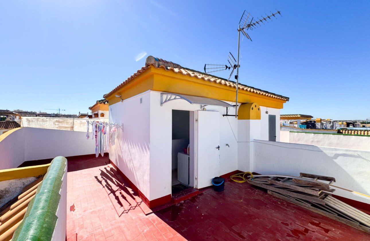 Resale - Town House -
Alicante City - Parque de las Naciones