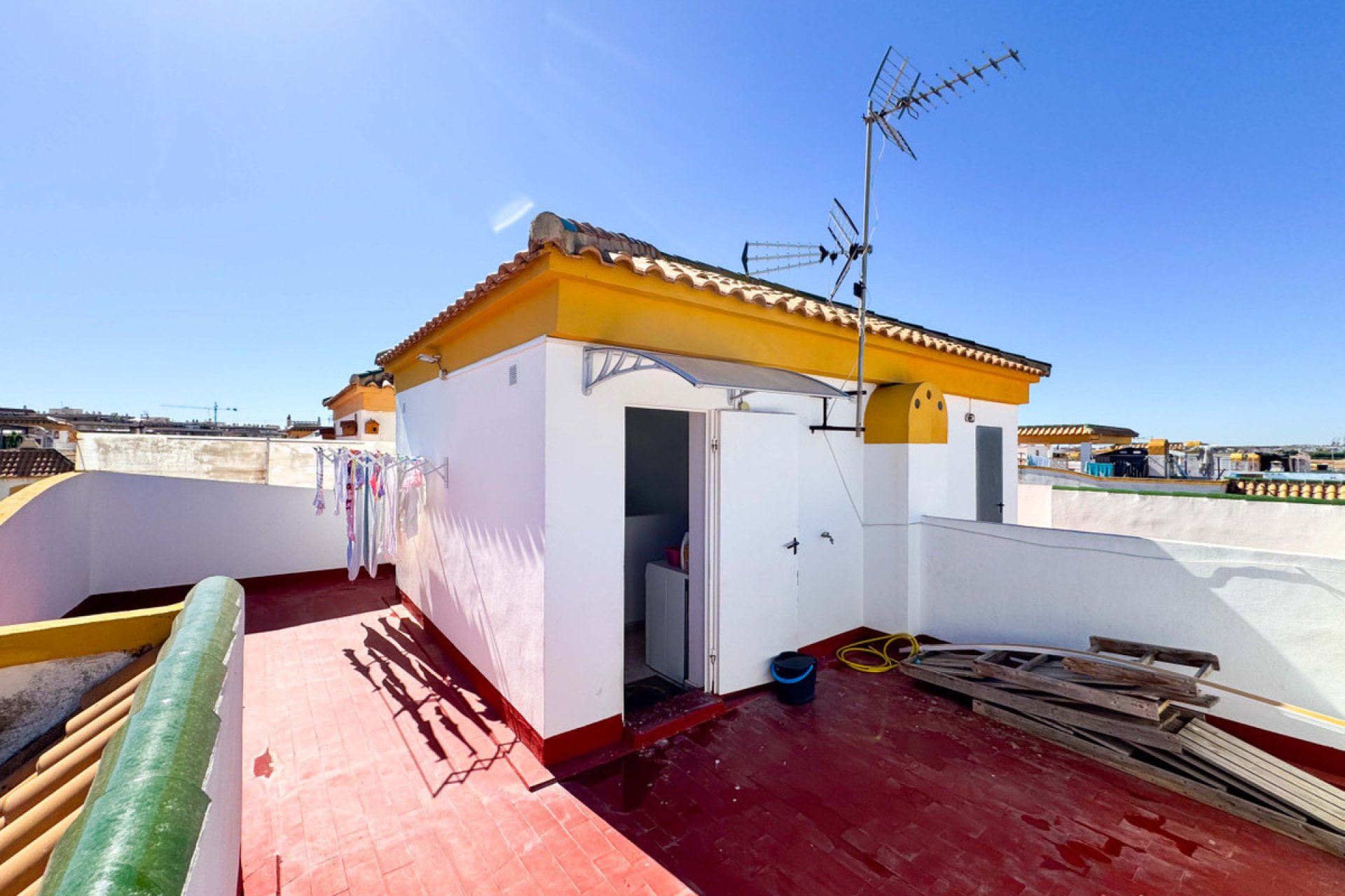 Resale - Town House -
Alicante City - Parque de las Naciones