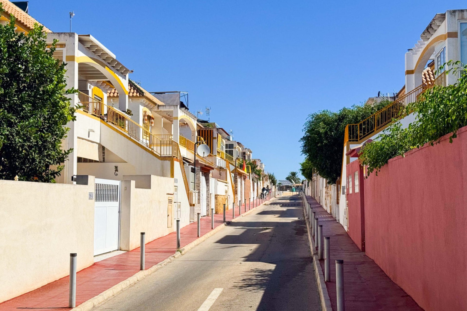 Resale - Town House -
Alicante City - Parque de las Naciones