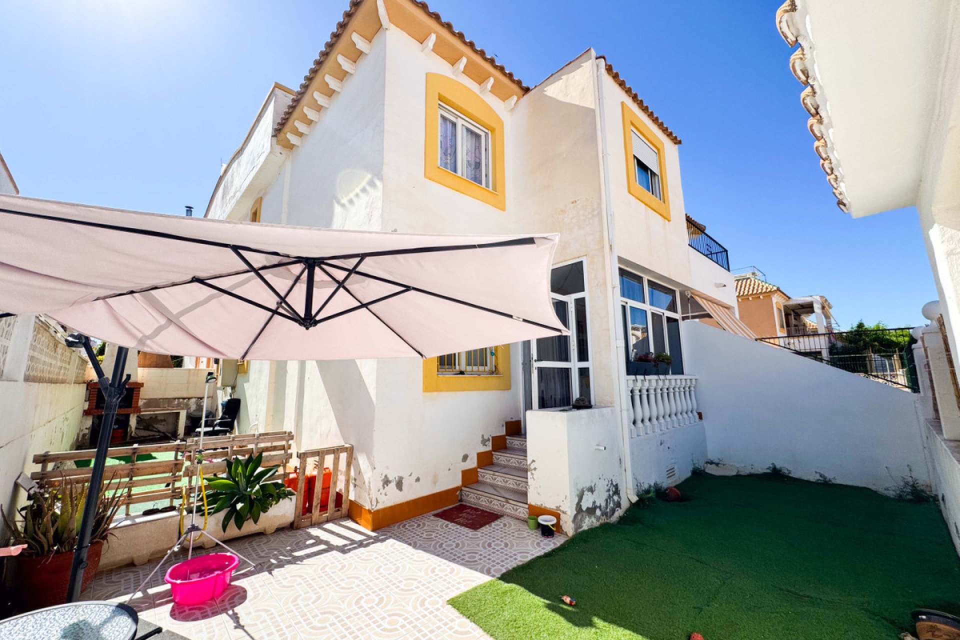 Resale - Town House -
Alicante City - Parque de las Naciones