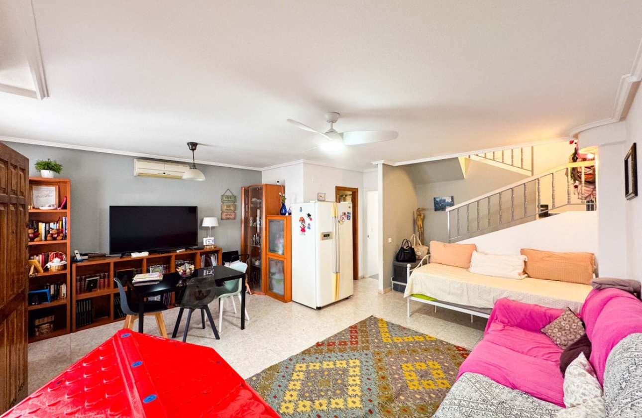 Resale - Town House -
Alicante City - Parque de las Naciones