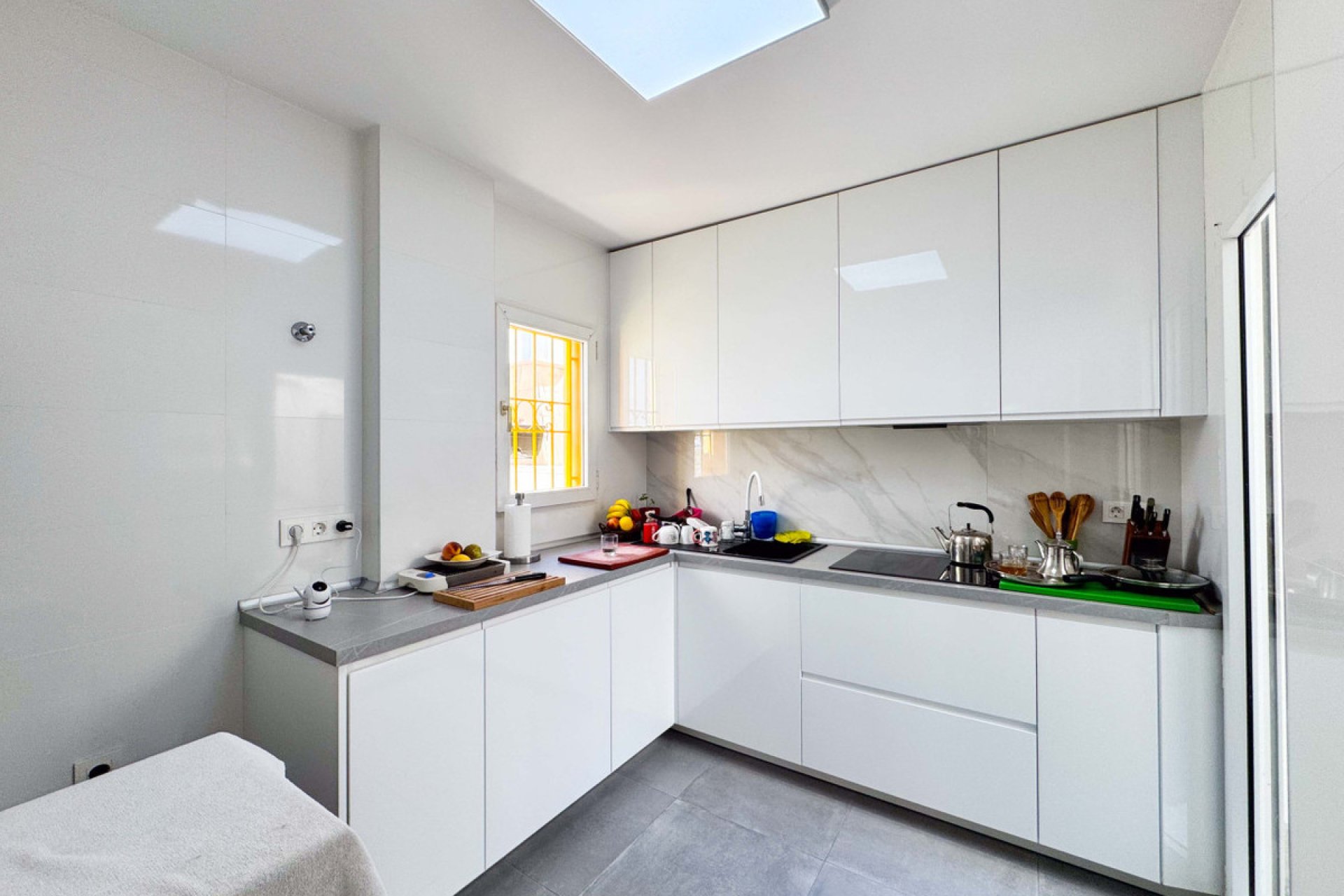 Resale - Town House -
Alicante City - Parque de las Naciones