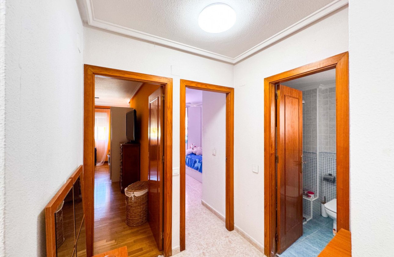Resale - Town House -
Alicante City - Parque de las Naciones