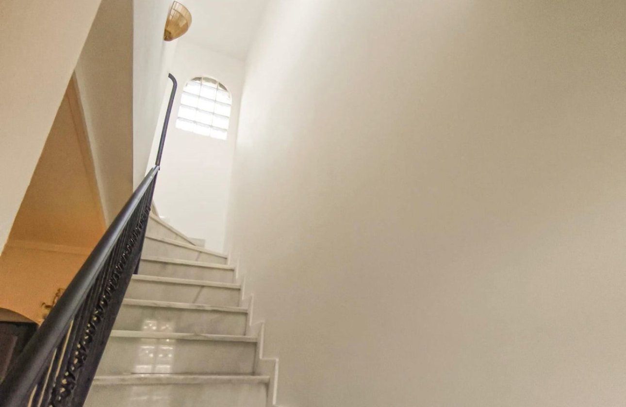 Resale - Town House -
Guardamar del Segura - Guardamar del Segura Centro