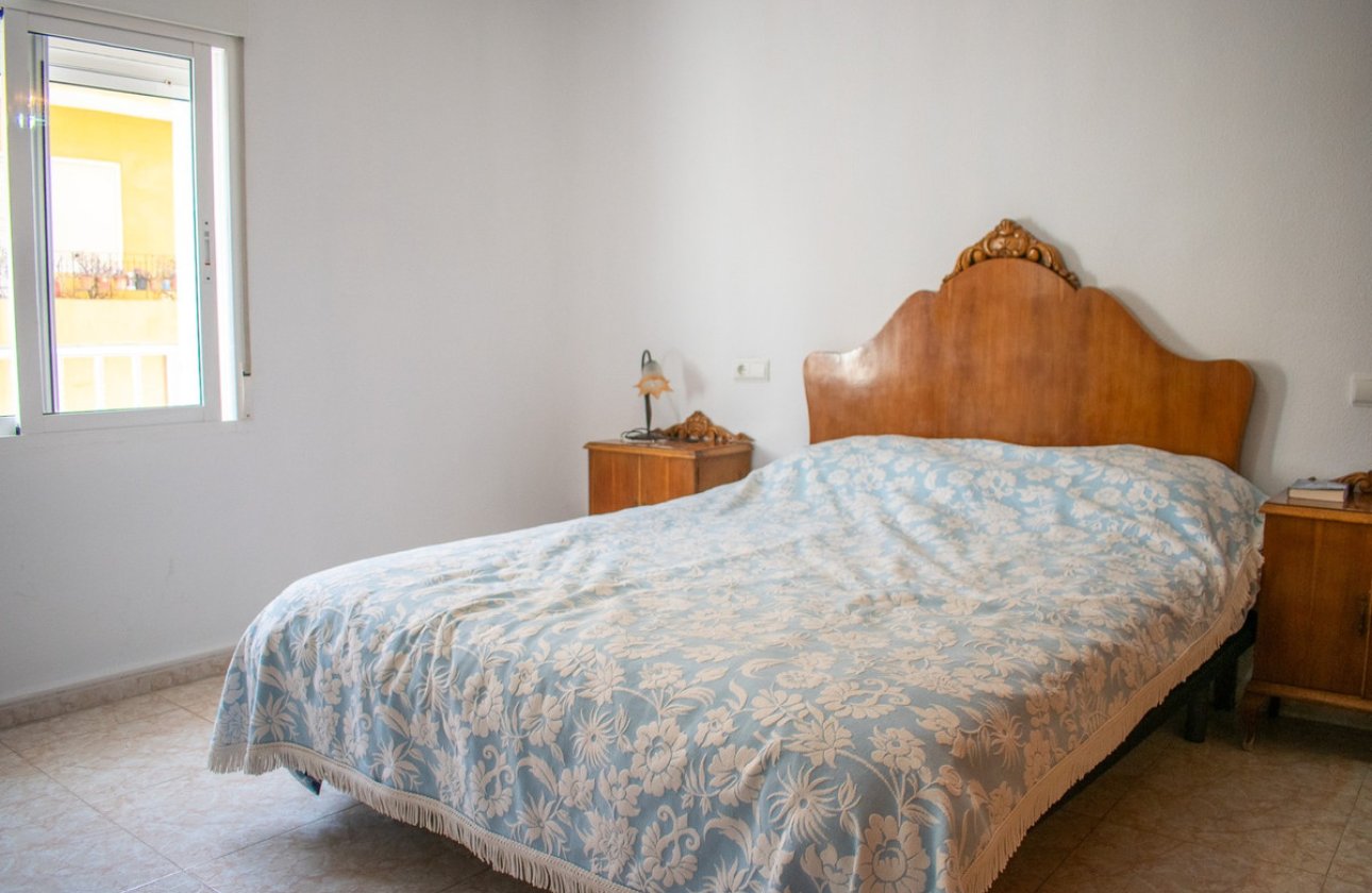 Resale - Town House -
Guardamar del Segura - Guardamar del Segura Centro