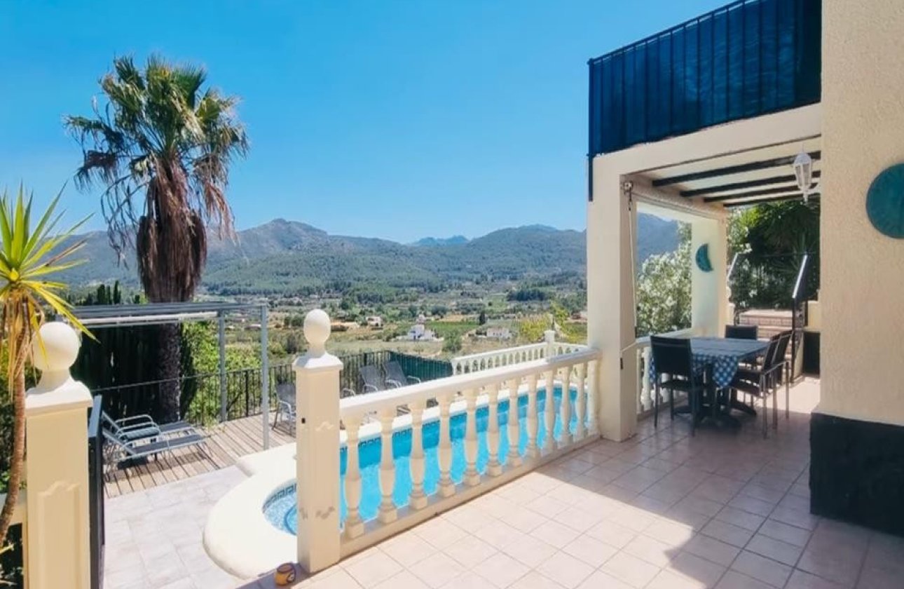 Resale - Town House -
Jalón - Jalon Centro