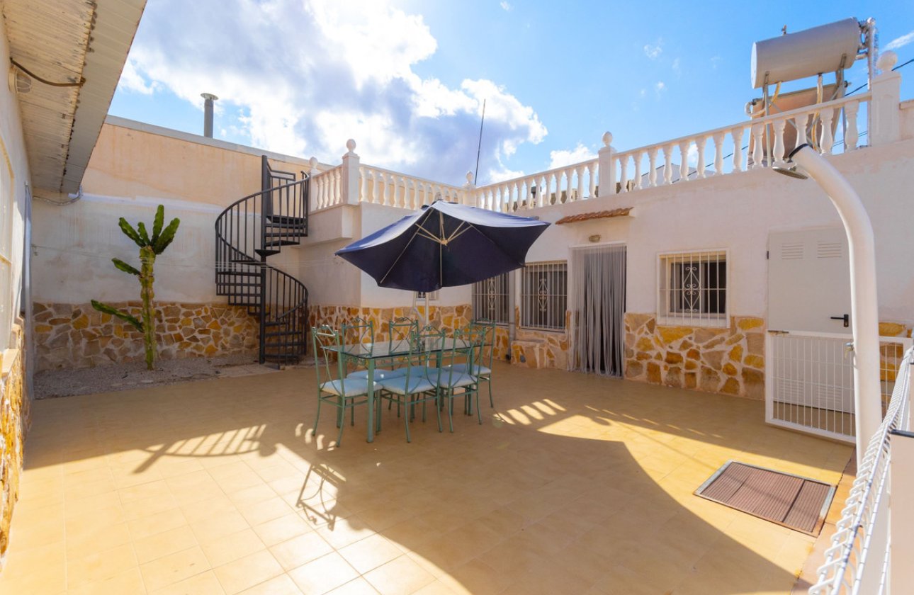 Resale - Town House -
Los Montesinos - Los Montesinos Centro