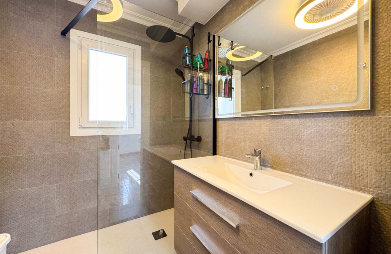 Resale - Town House -
Orihuela - La Regia