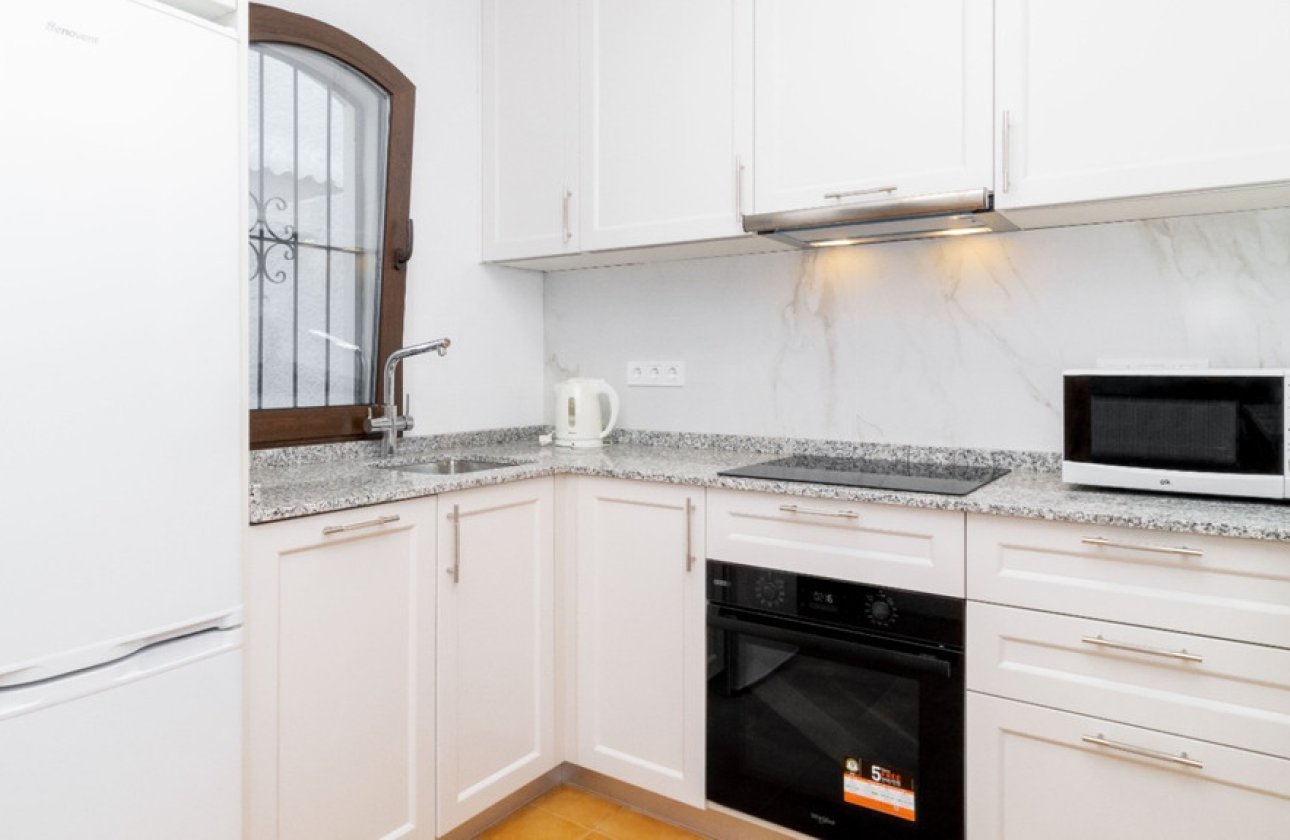 Resale - Town House -
Orihuela - La Zenia