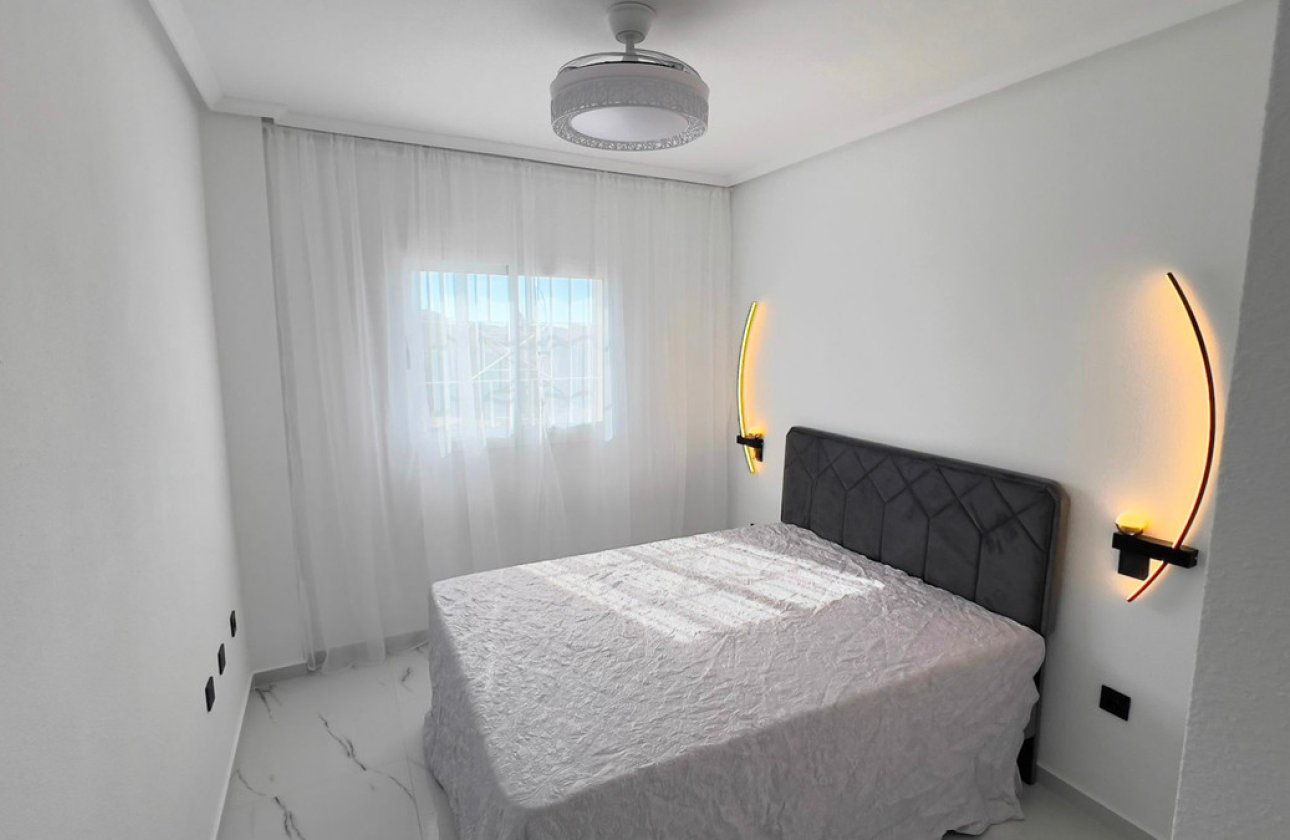 Resale - Town House -
Orihuela - La Zenia